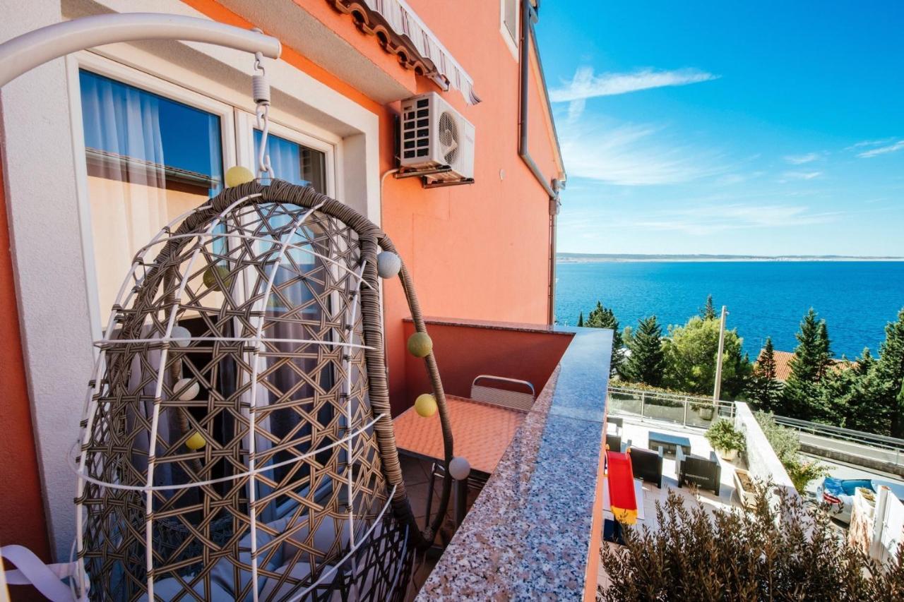 Apartments By The Sea Starigrad, Paklenica - 16421 Eksteriør billede