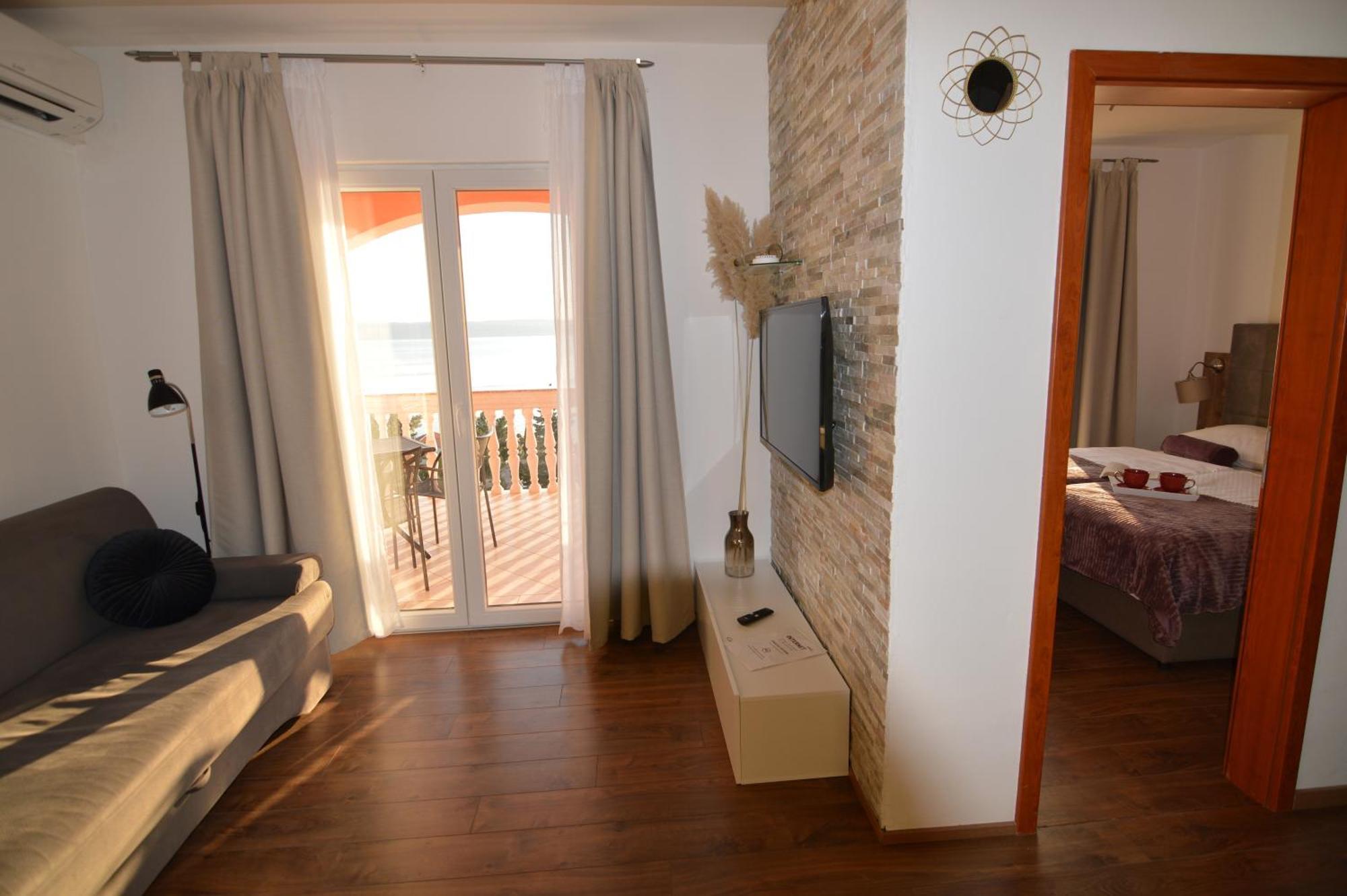 Apartments By The Sea Starigrad, Paklenica - 16421 Værelse billede